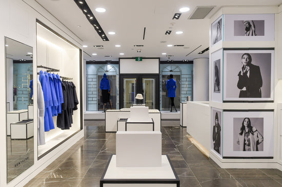 Image of the inside of the SENTALER Flagship store.