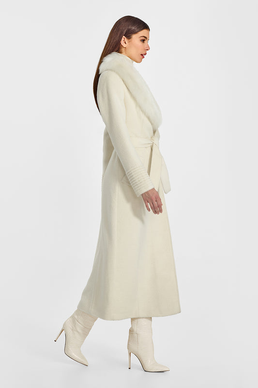 Sentaler Suri Alpaca Maxi Ivory Coat with Fur Collar in Suri Alpaca wool. Seen from side belted on female model.